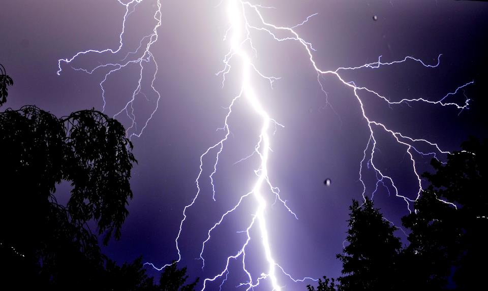 Lightning-Bolt-by-Todd-Secki.jpg