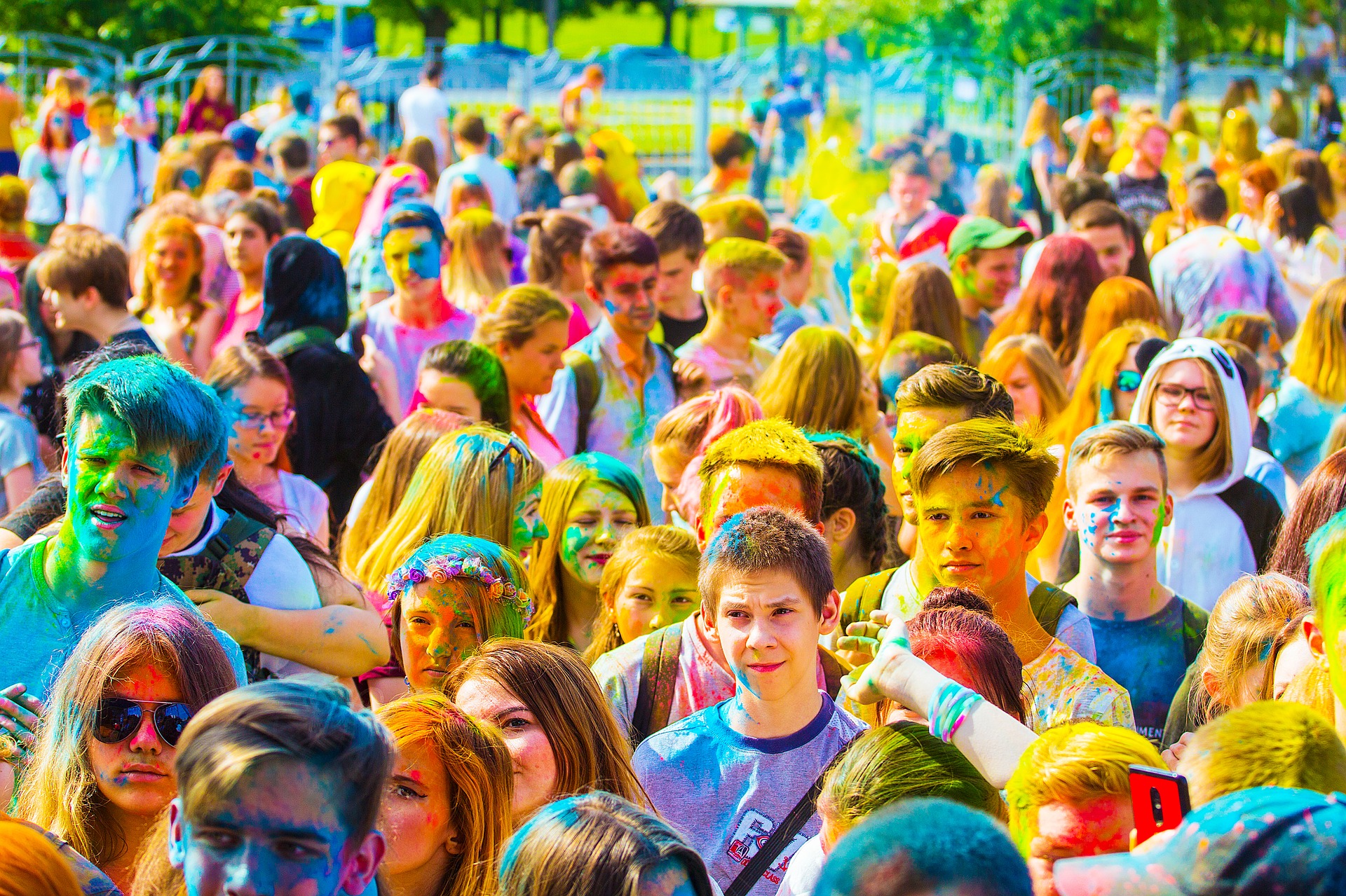 the-festival-of-colors-2475521_1920.jpg