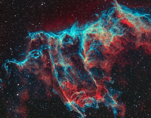 nebulosa-del-velo-ngc-6992.jpg