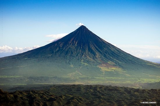 mayon-volcano-when-viewed.jpg