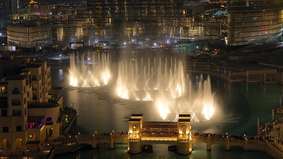 Beauty-Of-Dubai-Fountain.jpg