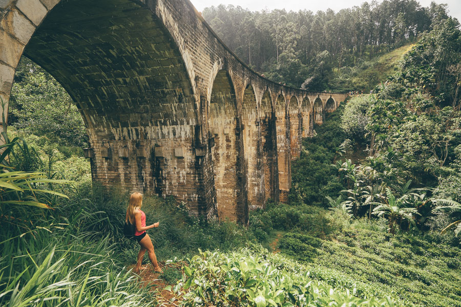 nine-arch-bridge-ella-sri-lanka-0389.jpg