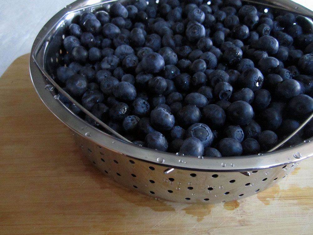 Blueberry jam 1a.jpg