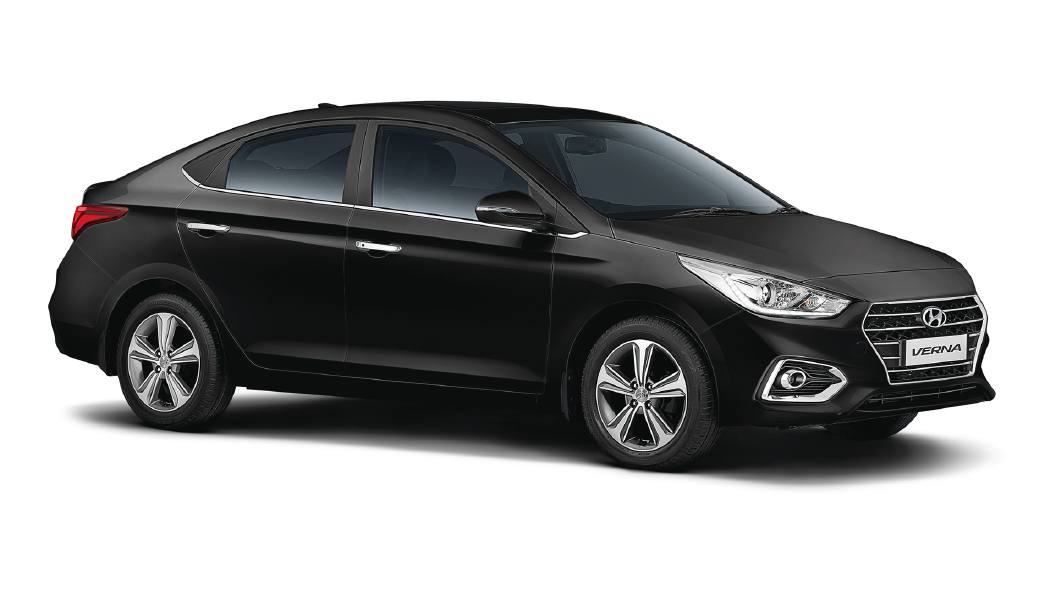 Hyundai-Verna-Right-Front-Three-Quarter-105274.jpg