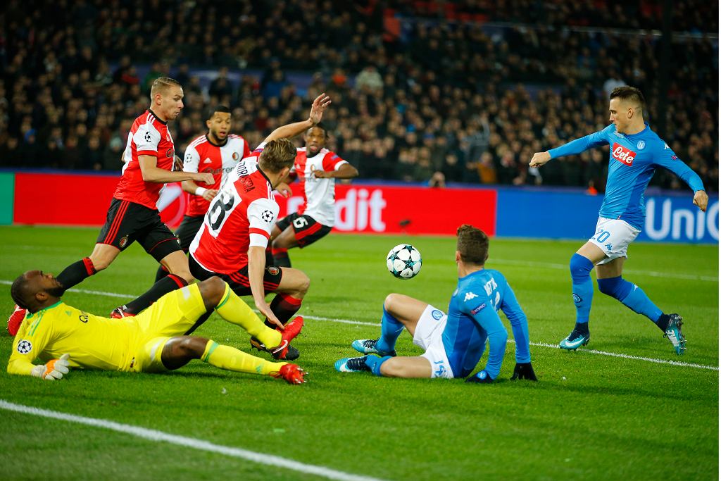 z22748431IH,Liga-Mistrzow--Feyenoord---Napoli--Piotr-Zielinski.jpg