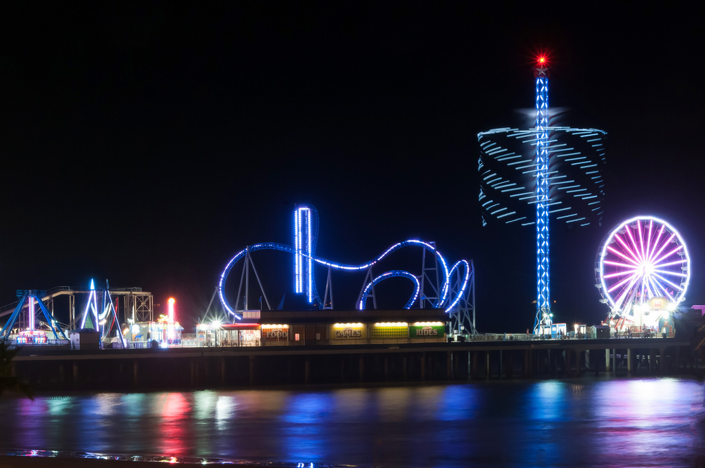 pleasure pier.jpg