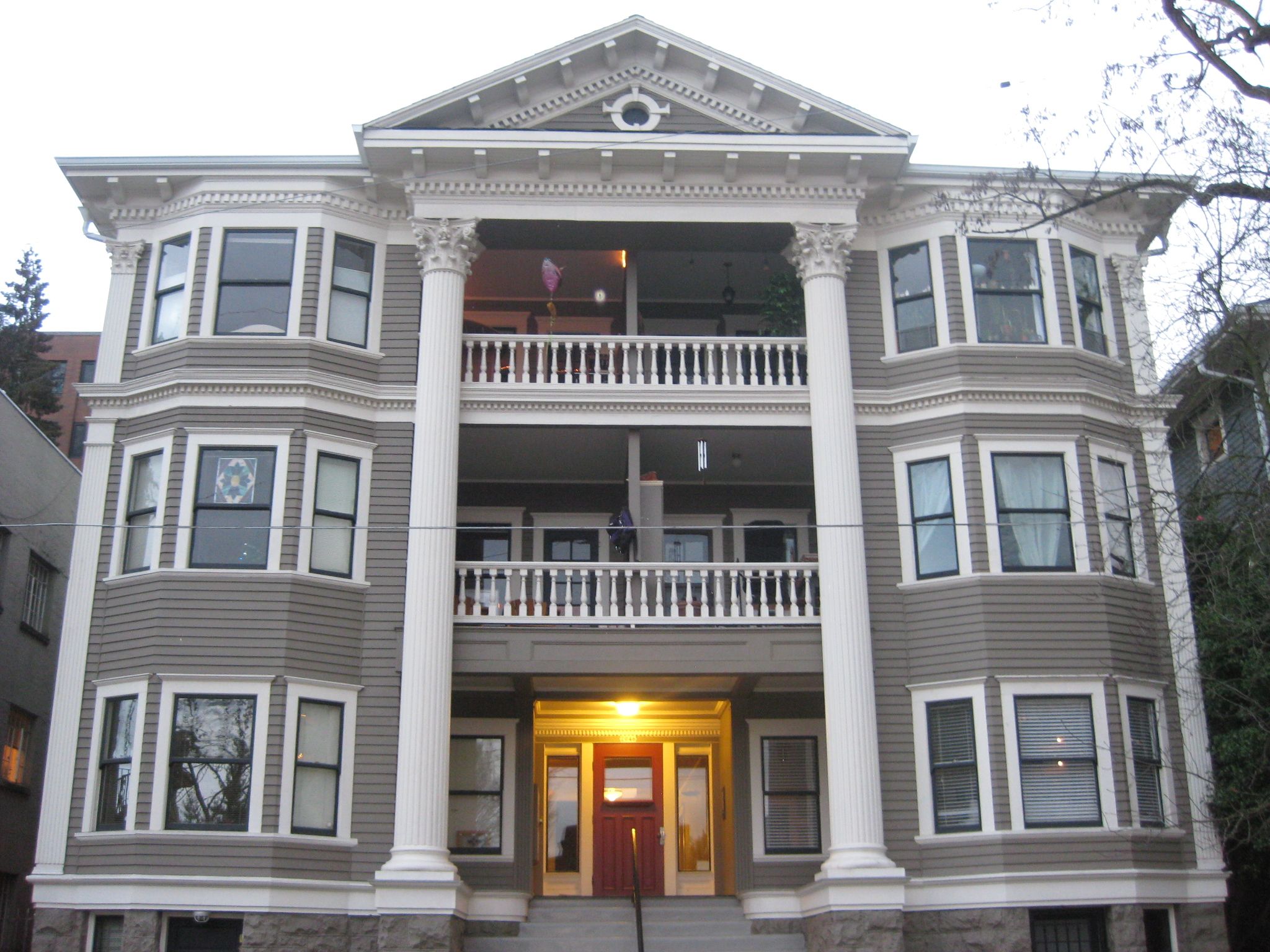 Ormonde_Apartment_Building_Portland.jpg