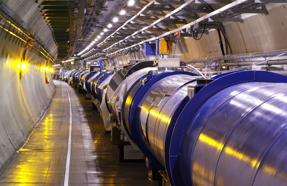 tunnel-and-lhc-pipe.jpg