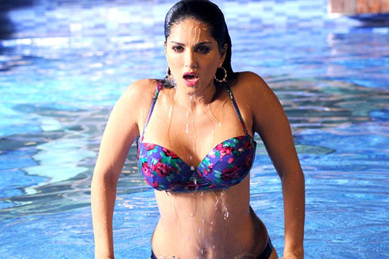 Sunny-Leone-Kuch-Locha-BH22.jpg