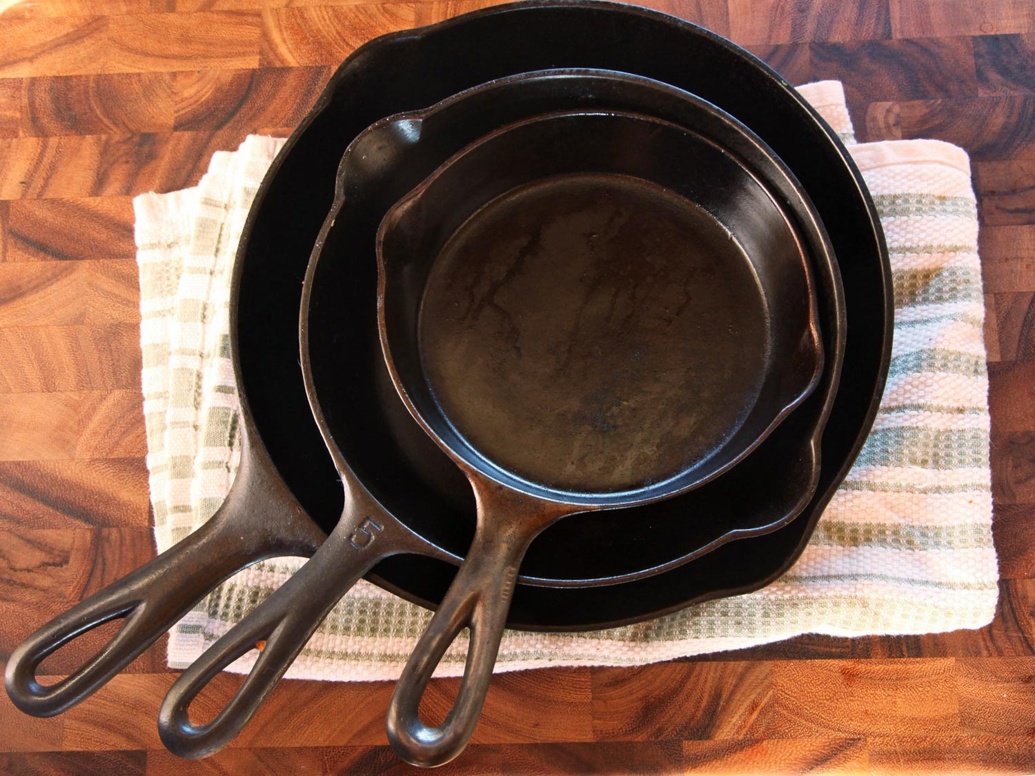 Seasoning Cast Iron like Grandma Did to Create a Non-Stick Pan