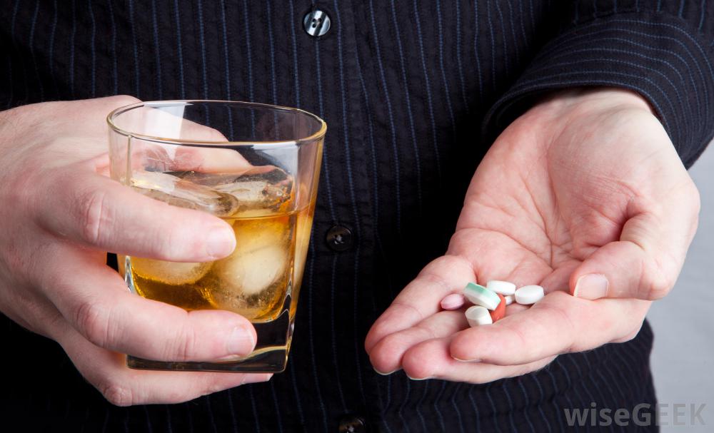 What Are the Risks of Combining Tramadol and Alcohol.jpg