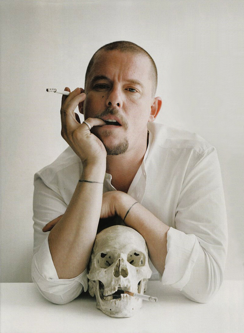 lee_alexander_mcqueen_shop_brands_tax_free1.jpg