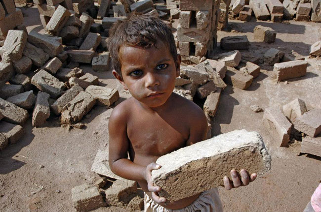 Child labour - a bonded brick maker in Pakistan picture by UN.jpg