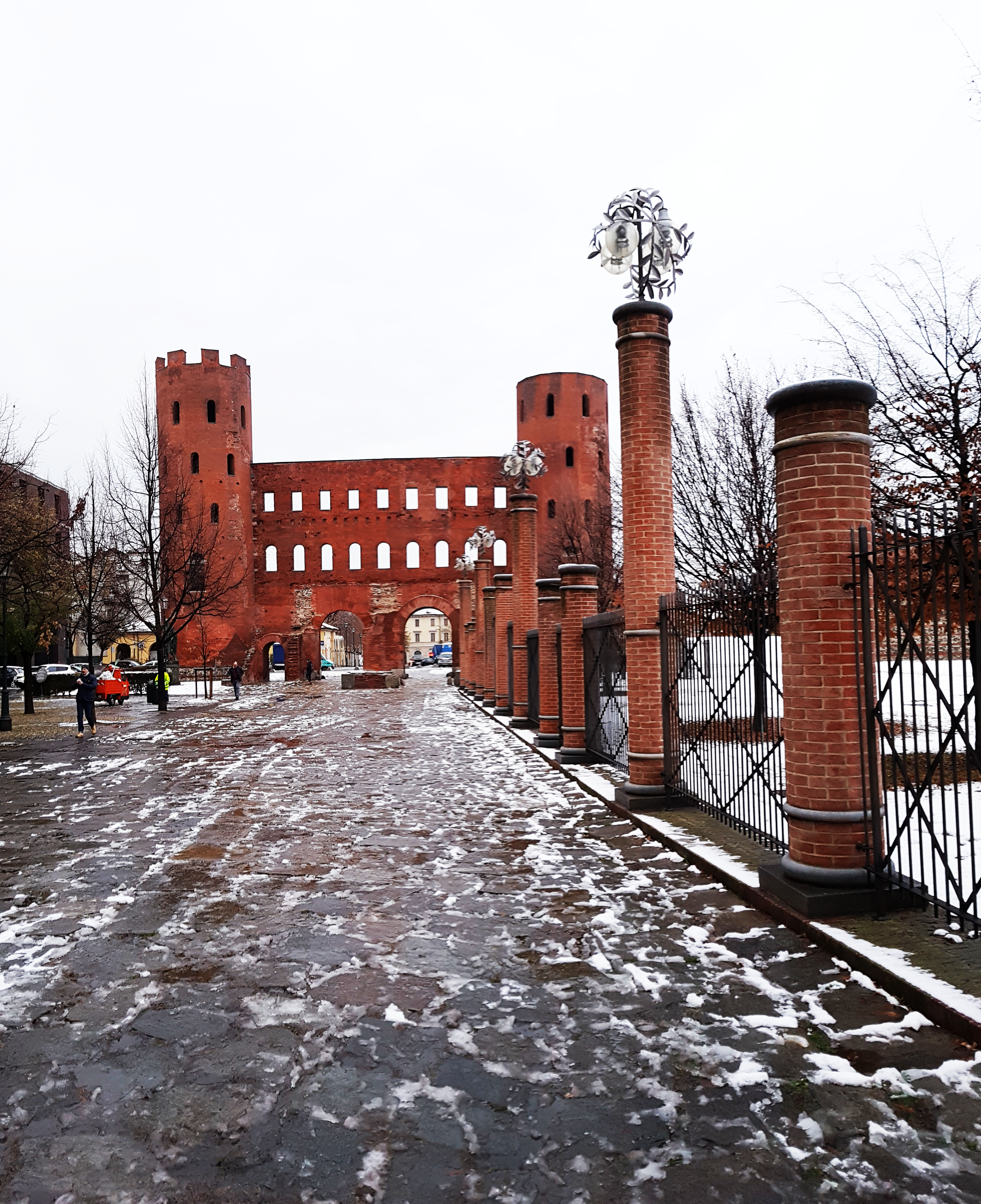 Torino-Palatine Towers.png