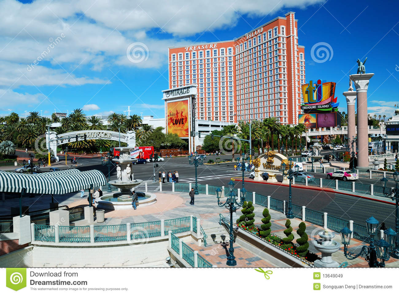 las-vegas-street-view-13649049.jpg