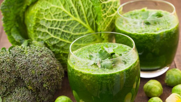 cabbage-juice_620x350_51485335365.jpg