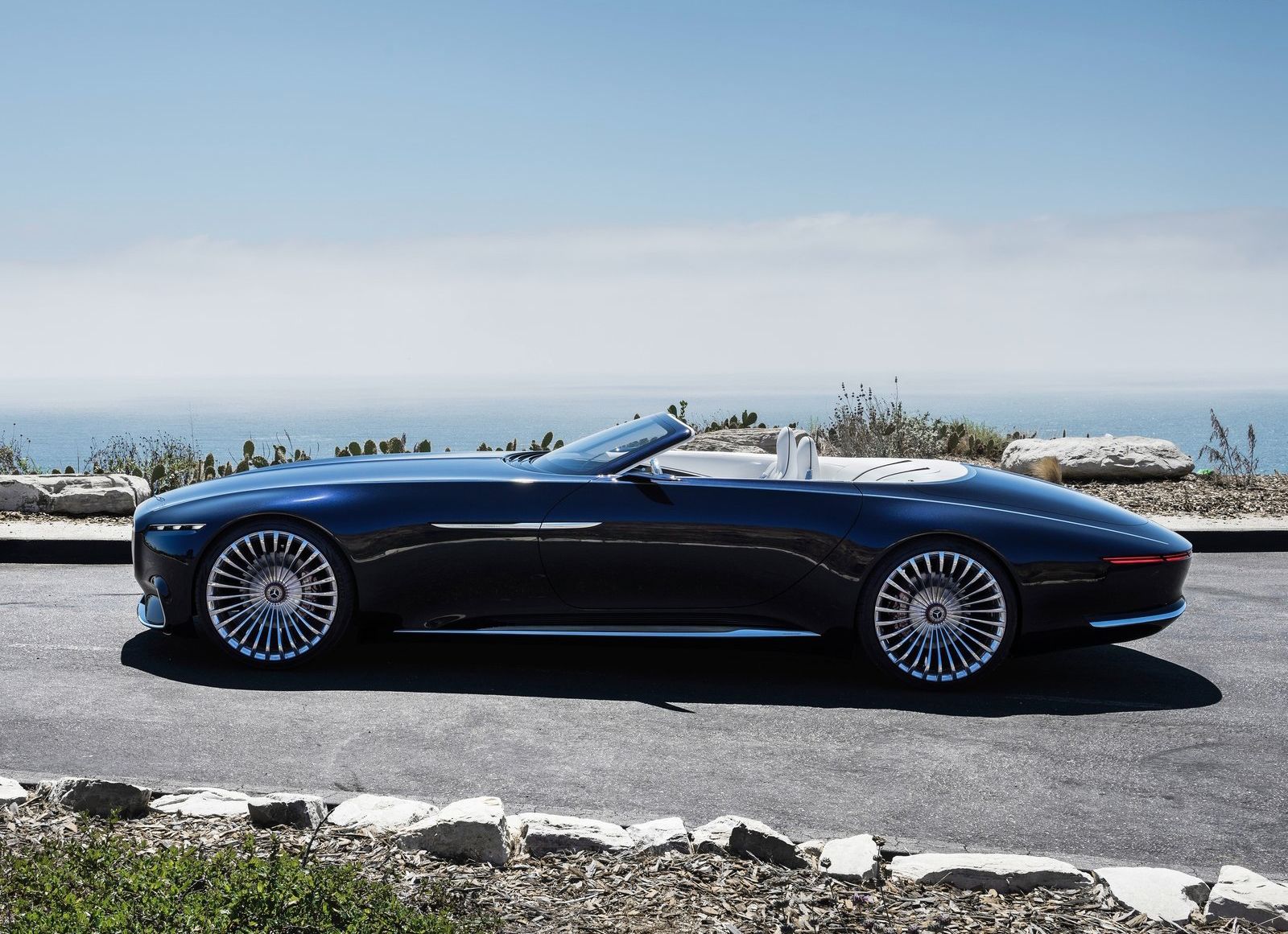 Mercedes-Benz-Vision_Maybach_6_Cabriolet_Concept-2017-1600_0014_Mercedes-Benz-Vision_Maybach_6_Cabriolet_Concept-2017-16.jpg