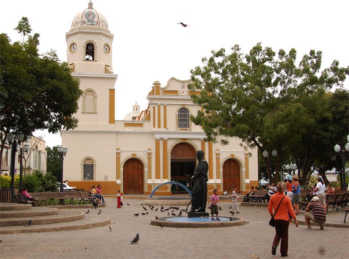 Iglesia de Santa Rosa.jpg