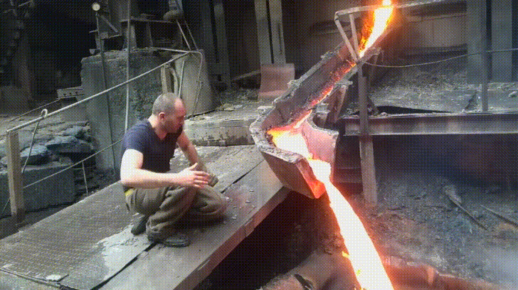 ironhand.gif