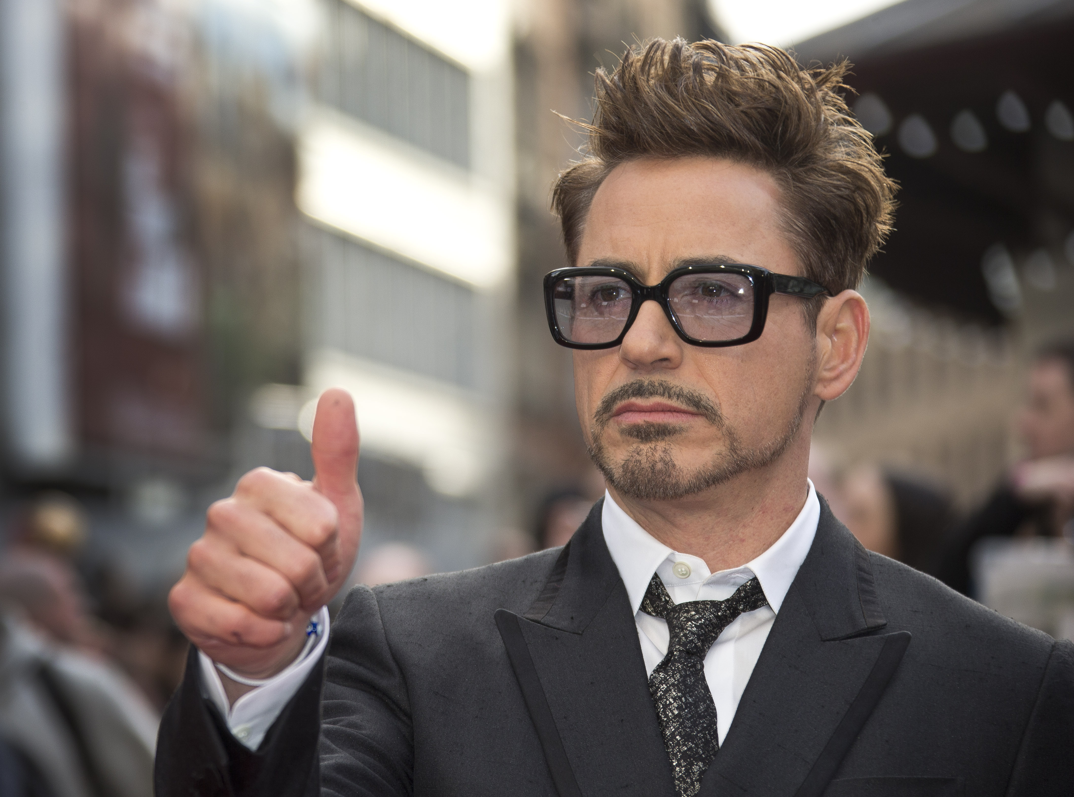 robert-downey-jr-wallpaper-photos-hd-54905-56641-hd-wallpapers.jpg