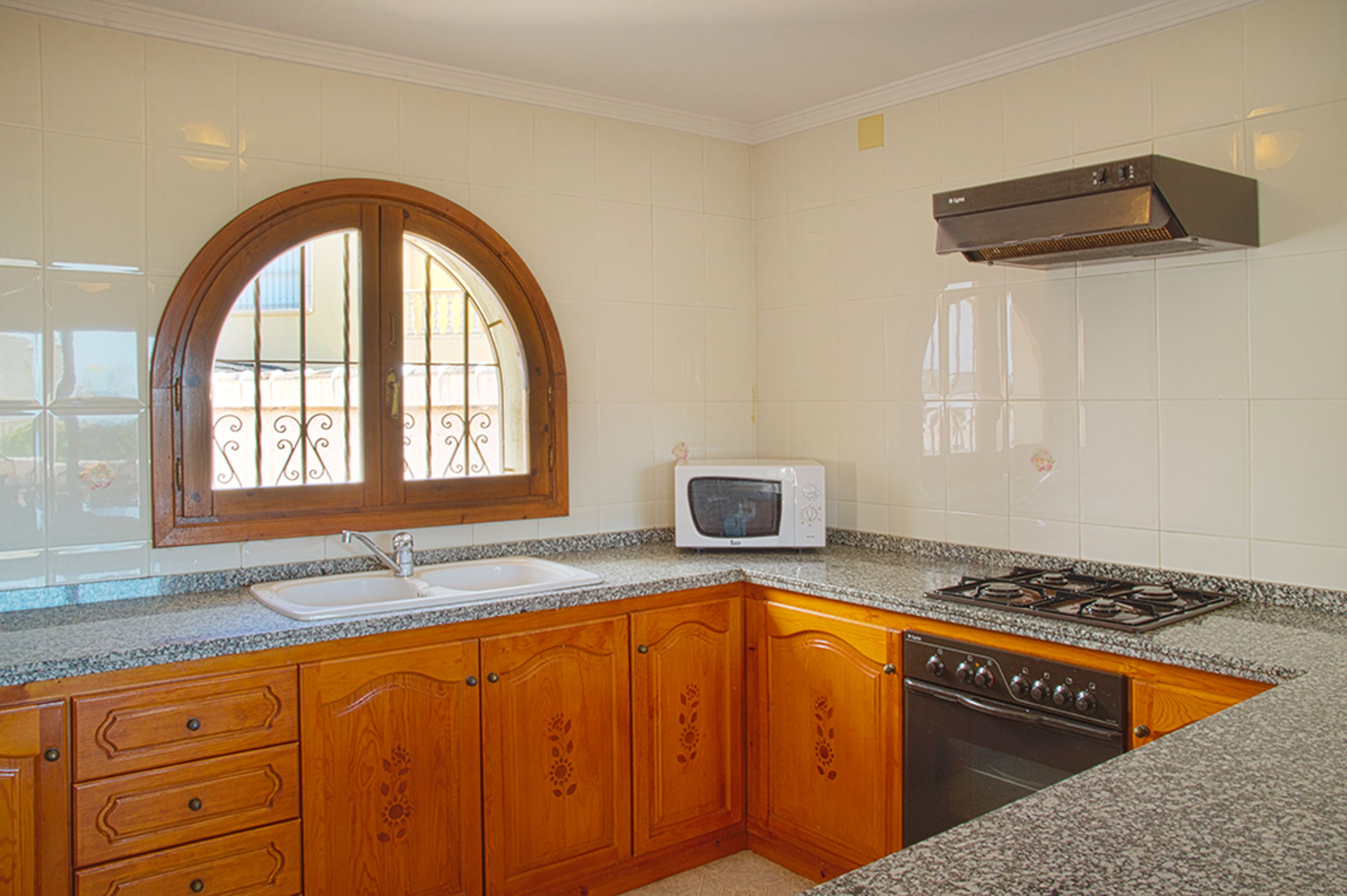 MAGALI_3840x2160 (7 of 20).jpg