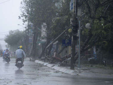 Typhoon-Nari-Reuters.jpg