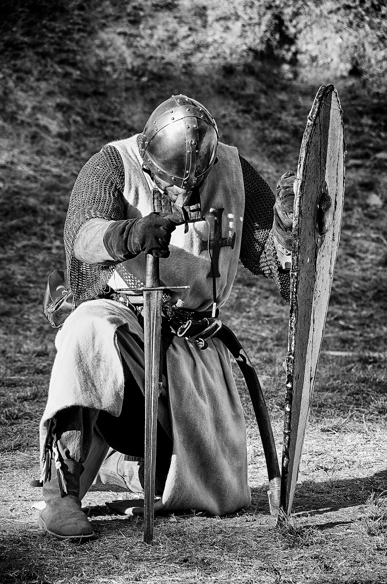 Kneeling Knight.jpg