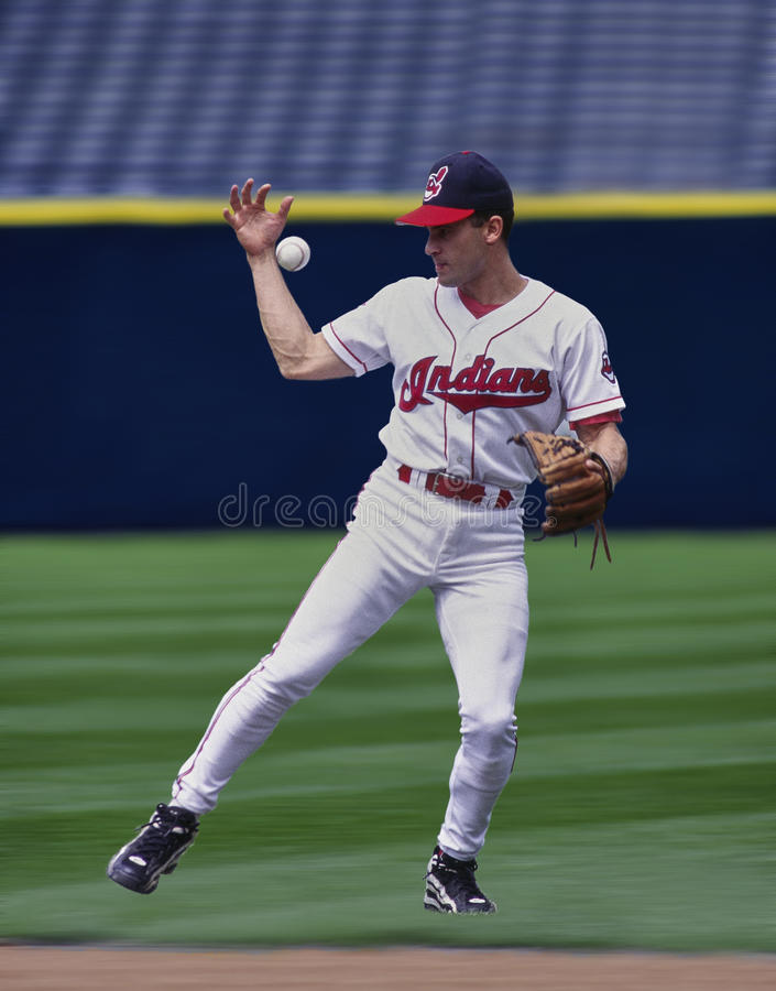 omar-vizquel-94539219.jpg