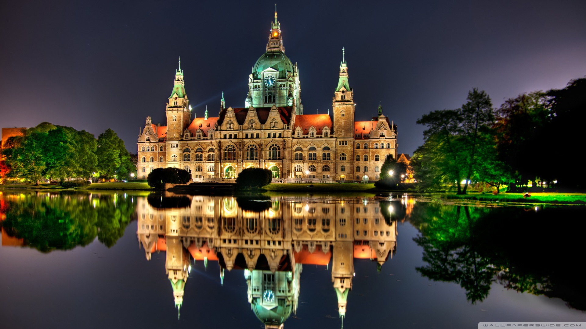 the_new_city_hall_in_hanover_germany-wallpaper-1920x1080.jpg