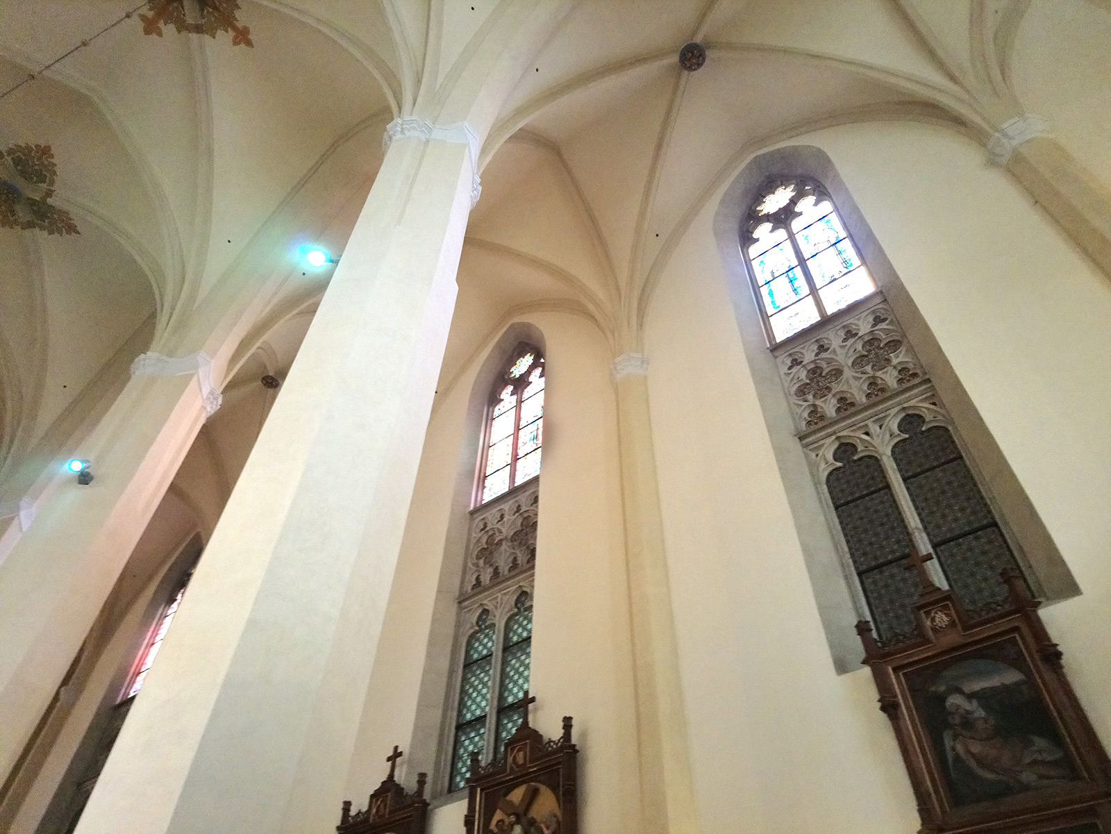 vyssi-brod-church-interior-02.jpg
