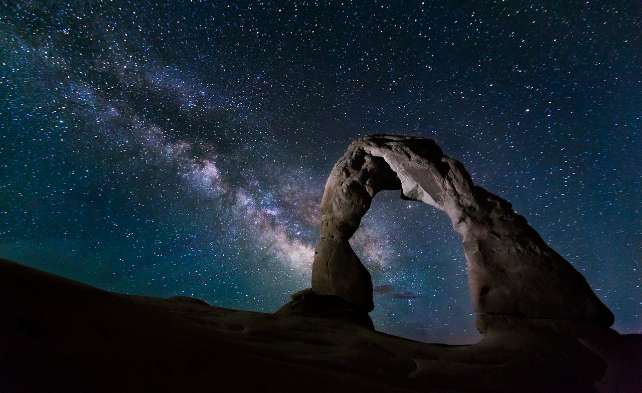 Milkyway-Delicate-Arch-Arches-National-Park-Utah.jpg