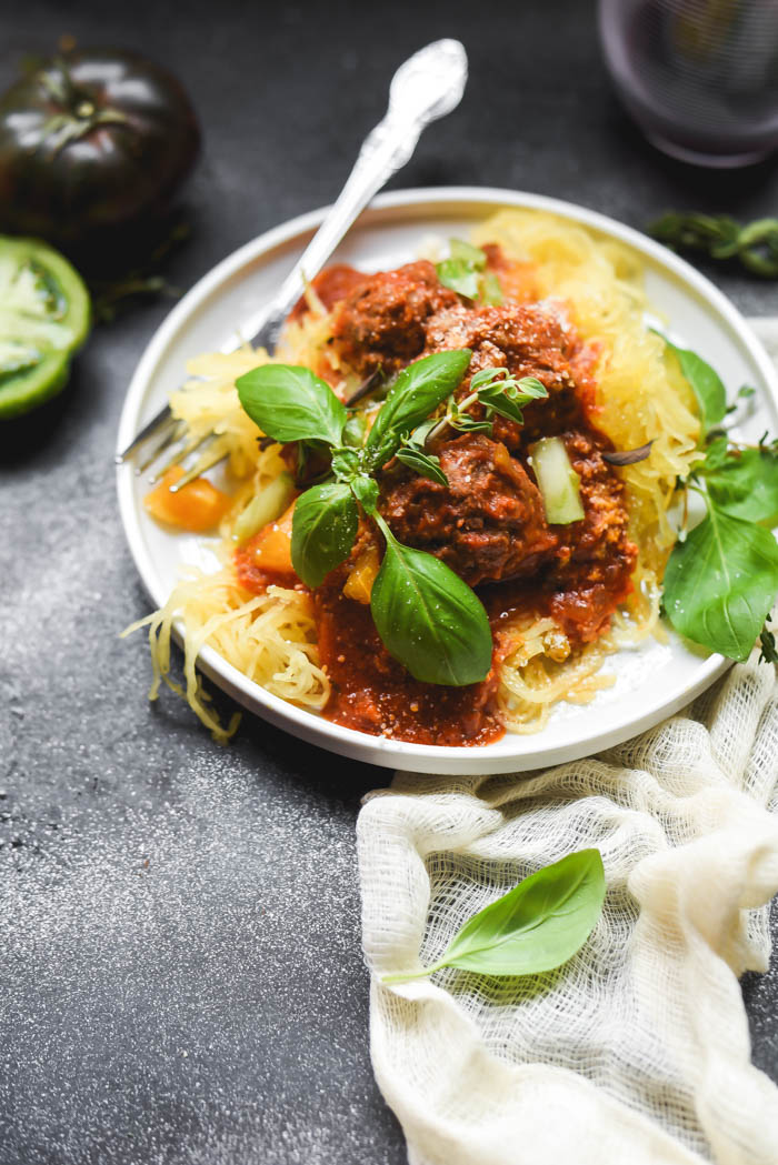 Heirloom Tomato Marinara Meatballs & Spaghetti Squash (6).jpg