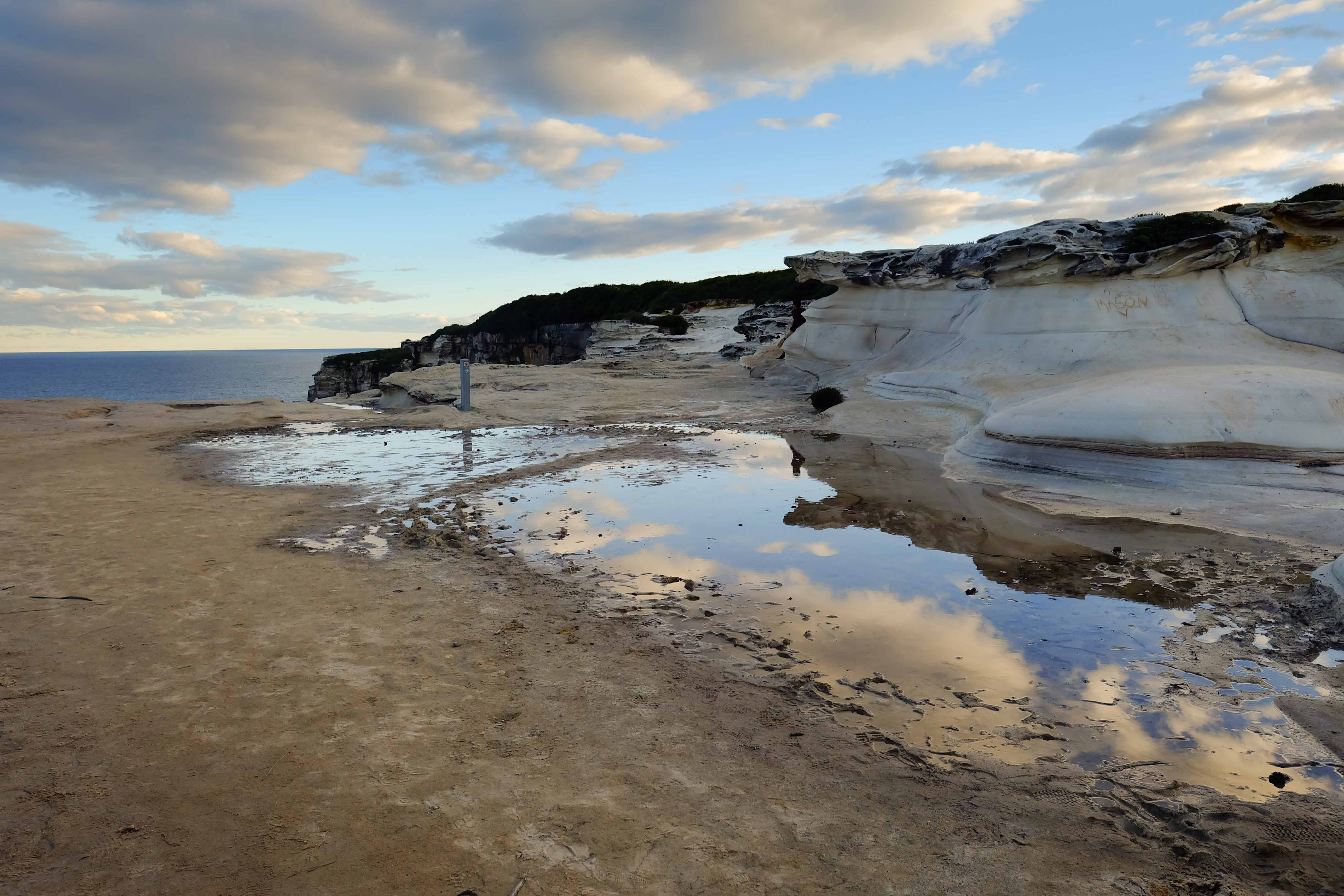 Wedding Cake Rock 017.jpg