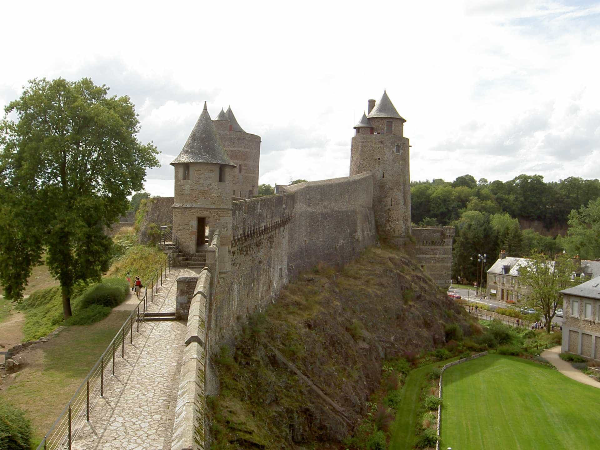 Fougeres (França).jpg