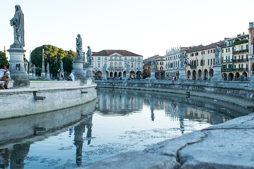 italy-2406072__340 (1).jpg