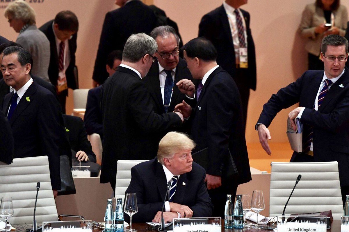 trumpalone@g20.jpg