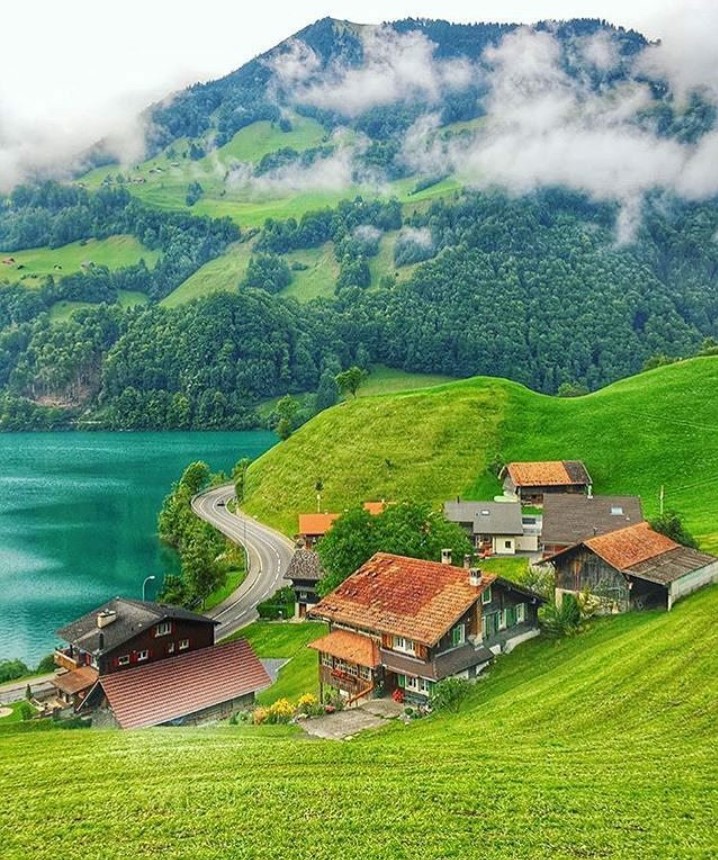 Lungern Switzerland.jpg