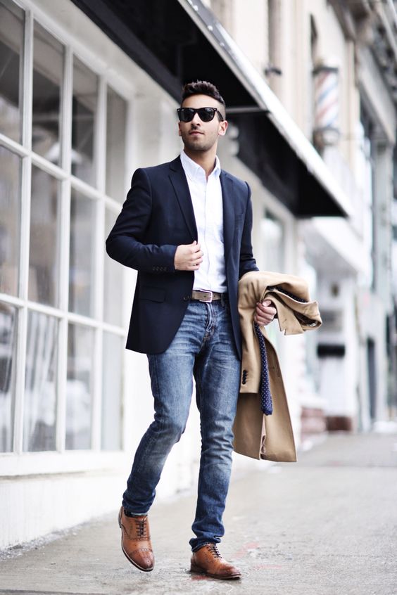 14-blue-jeans-a-cripy-white-shirt-a-navy-blazer-cognac-shoes-for-an-accent.jpg
