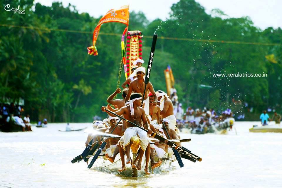 Aranmula Boat Race vallamkali pathanamthitta keralatrips.co.in.jpg