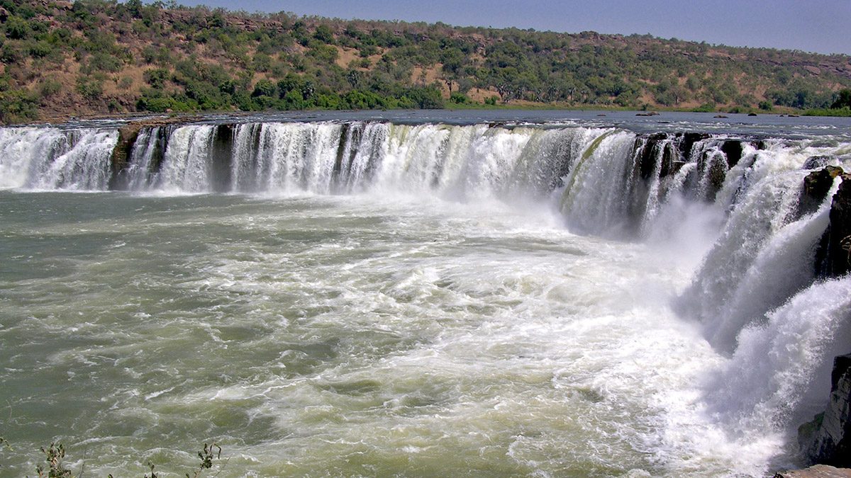 Gouina Falls.jpg