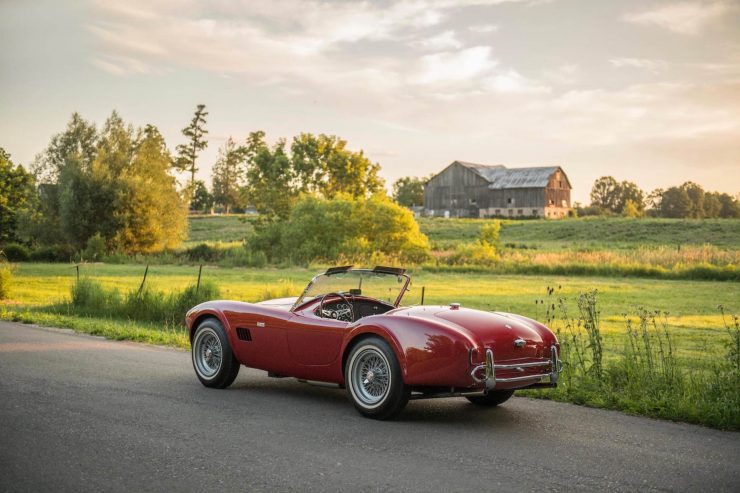 shelby-ac-cobra-289-32-740x493.jpg