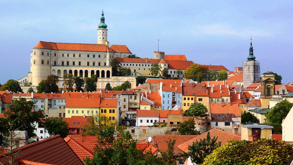 mikulov-2739914_960_720.jpg