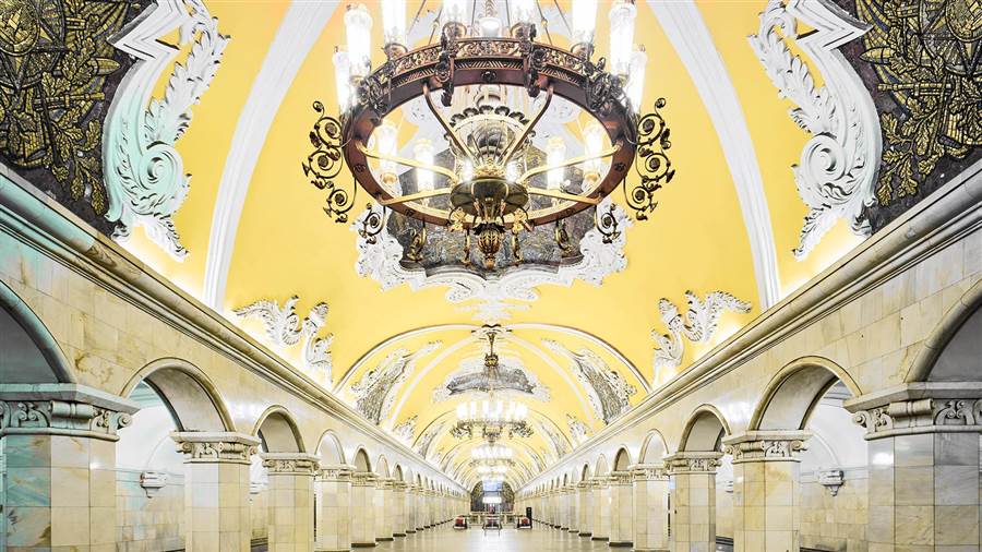 x_tdy_ov_home_russianmetro_170313.today-inline-vid-featured-desktop.jpg