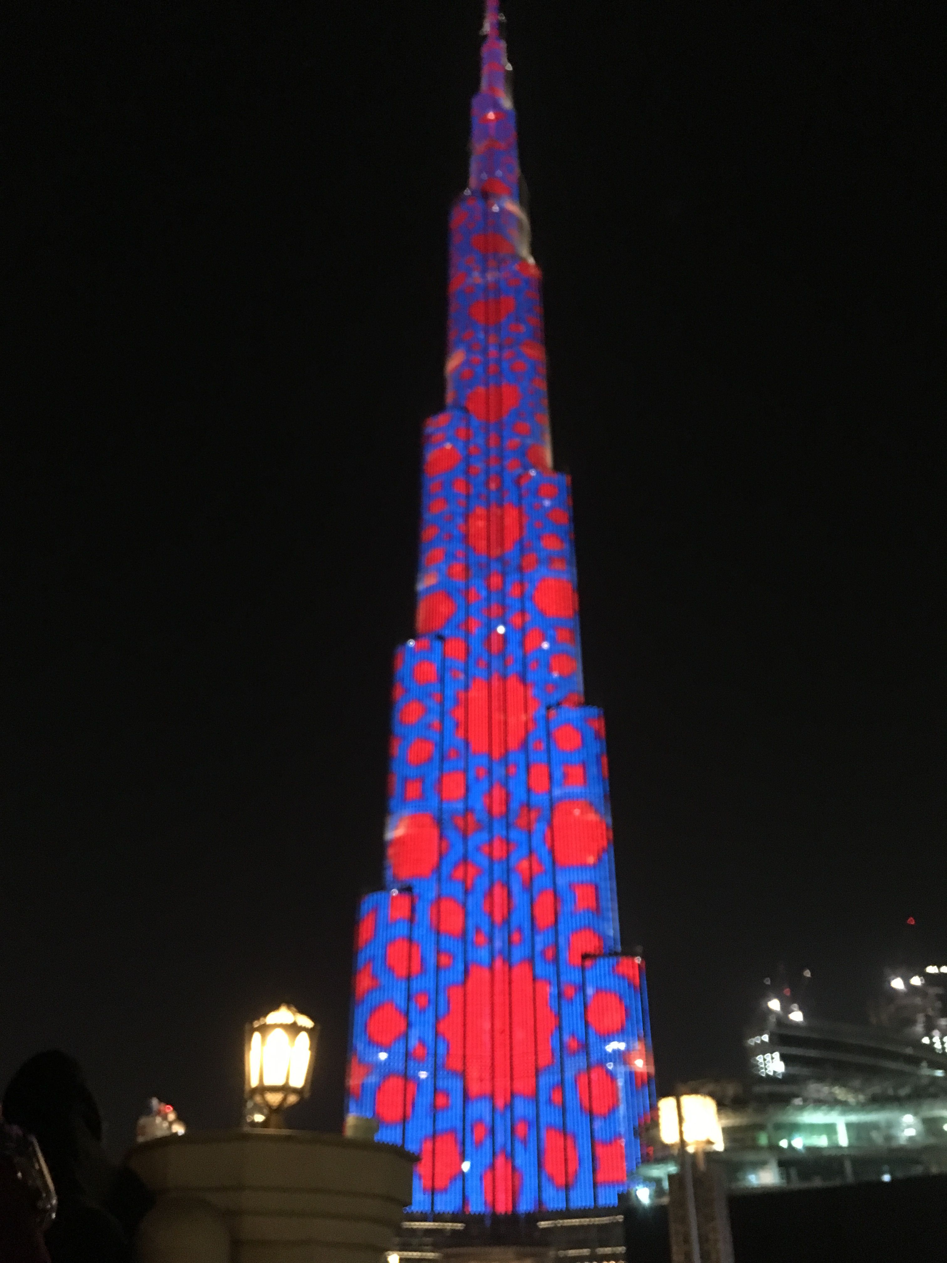 Beautiful Burj khalifa tallest building light show — Steemit