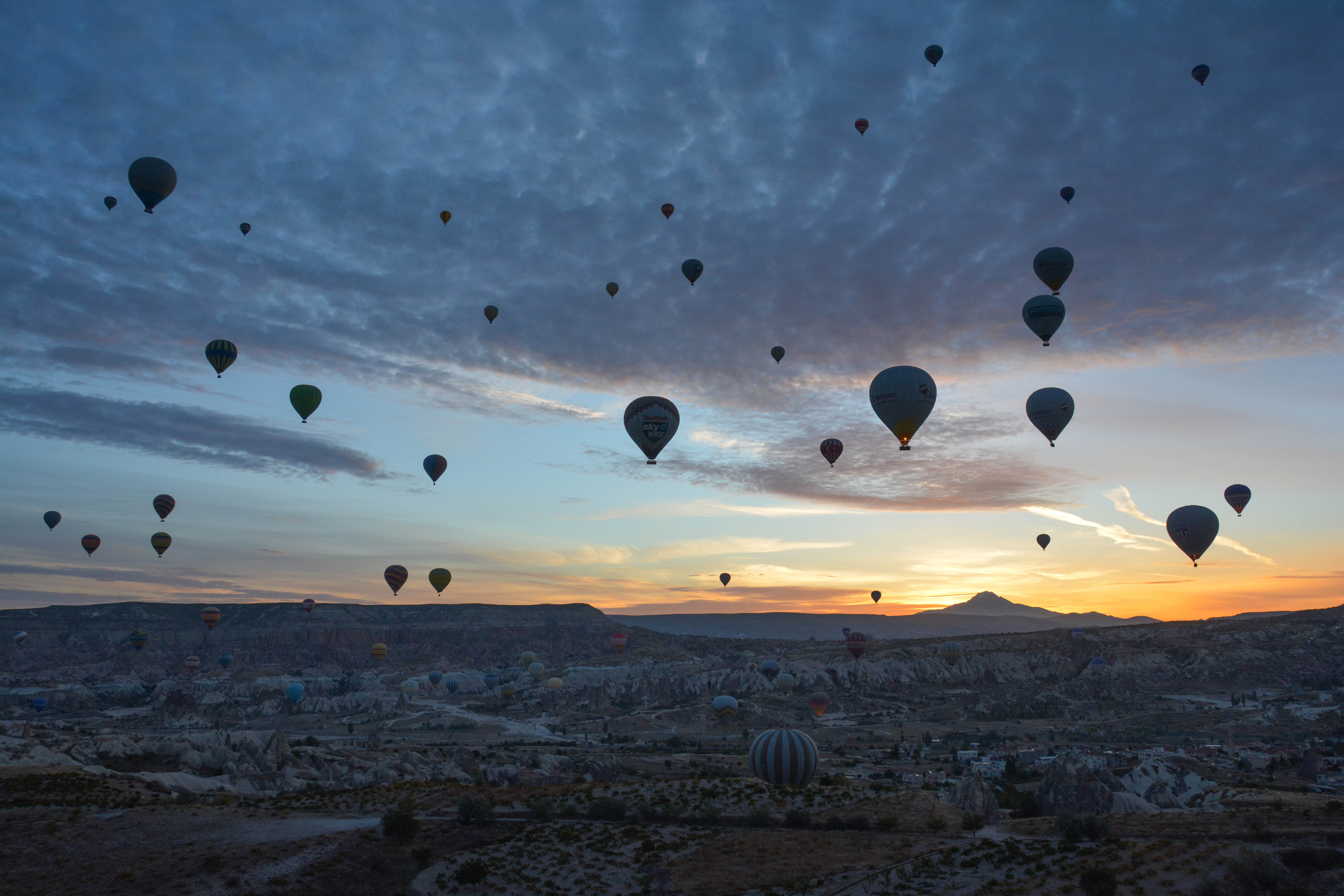 180 Turkey : Cappadocia : Traffic Jam.jpg