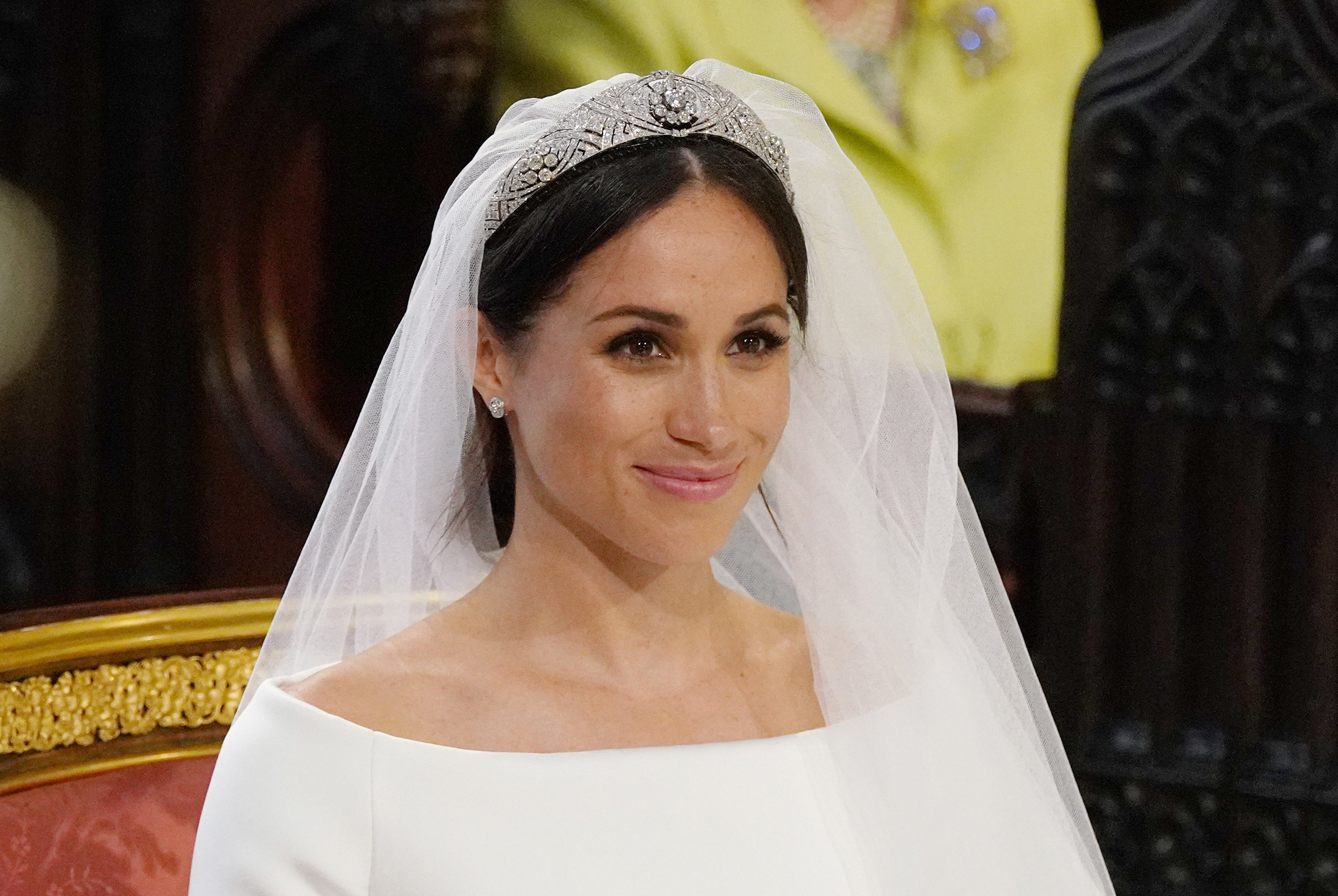 royal-wedding-2018-meghan-markle-jewlery-makeup-2.jpeg