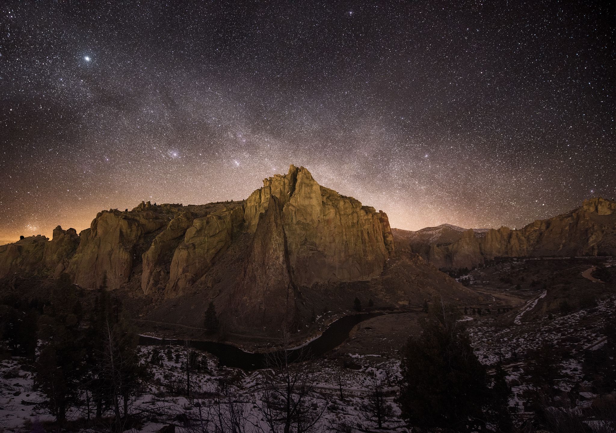 smith_rock_night_1.jpg