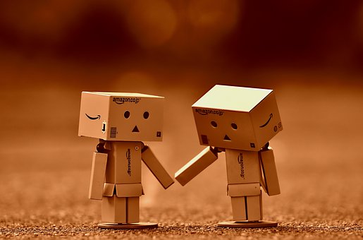 Hand-In-Hand-Fig-Danbo-Together-Love-Togetherness-1817939.jpg