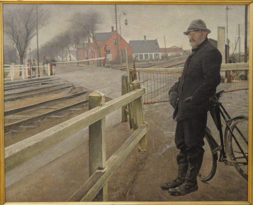 waiting for the train 1914.JPG