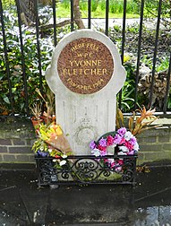 192px-WPC_Yvonne_Fletcher_Memorial_St._James's_Square_London_2016_02_(cropped).jpg